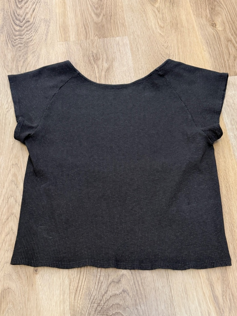 NWT Aerie Dark Grey Ribbed Open Back Short Sleeve Crop Top